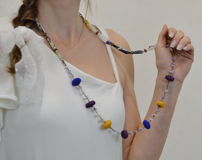 collar largo de verano estilo bohochic, collar de tela estilo bohemio, collar bohemio, collar de moda multicolor