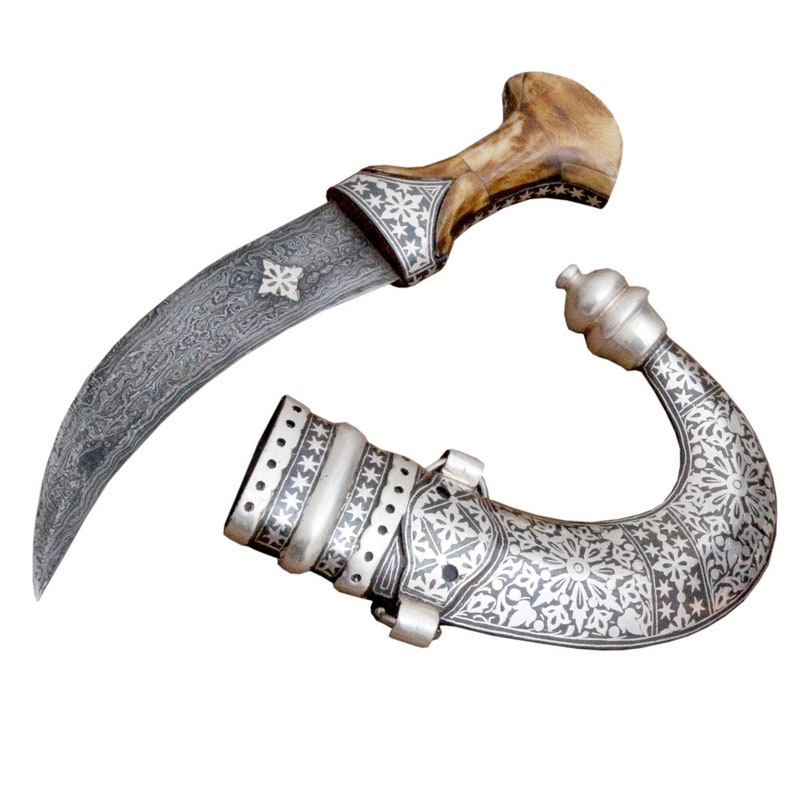 Vintage Omani silver koftgiri work with damascus blade and cover