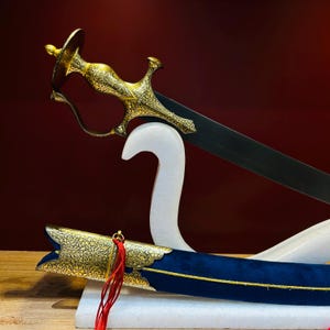 Vintage indian handcrafted gold damascened rajput sikh maratha sword shamshir talwar with disc pommel hilt and wootz blade
