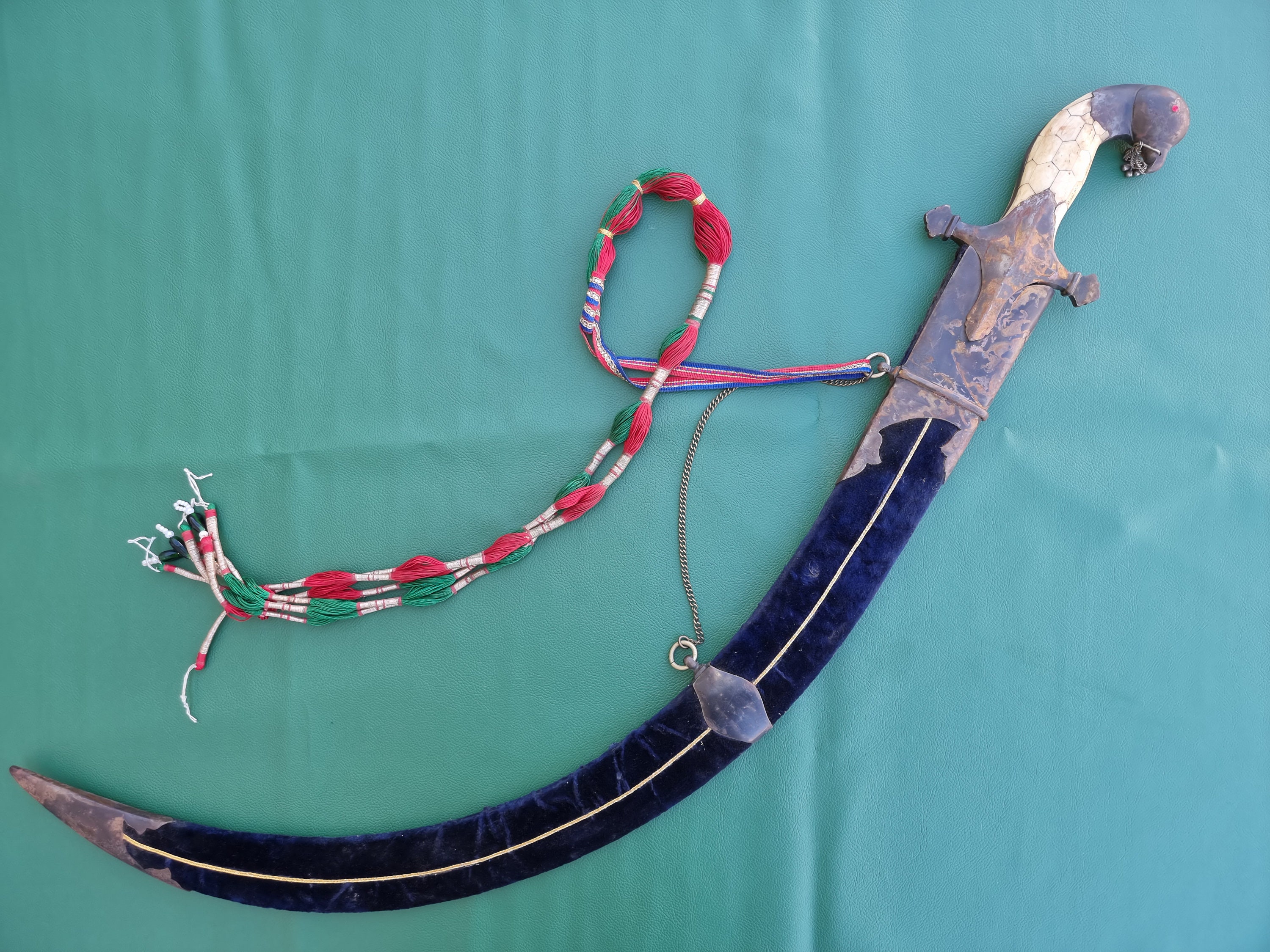 arabian curved sword