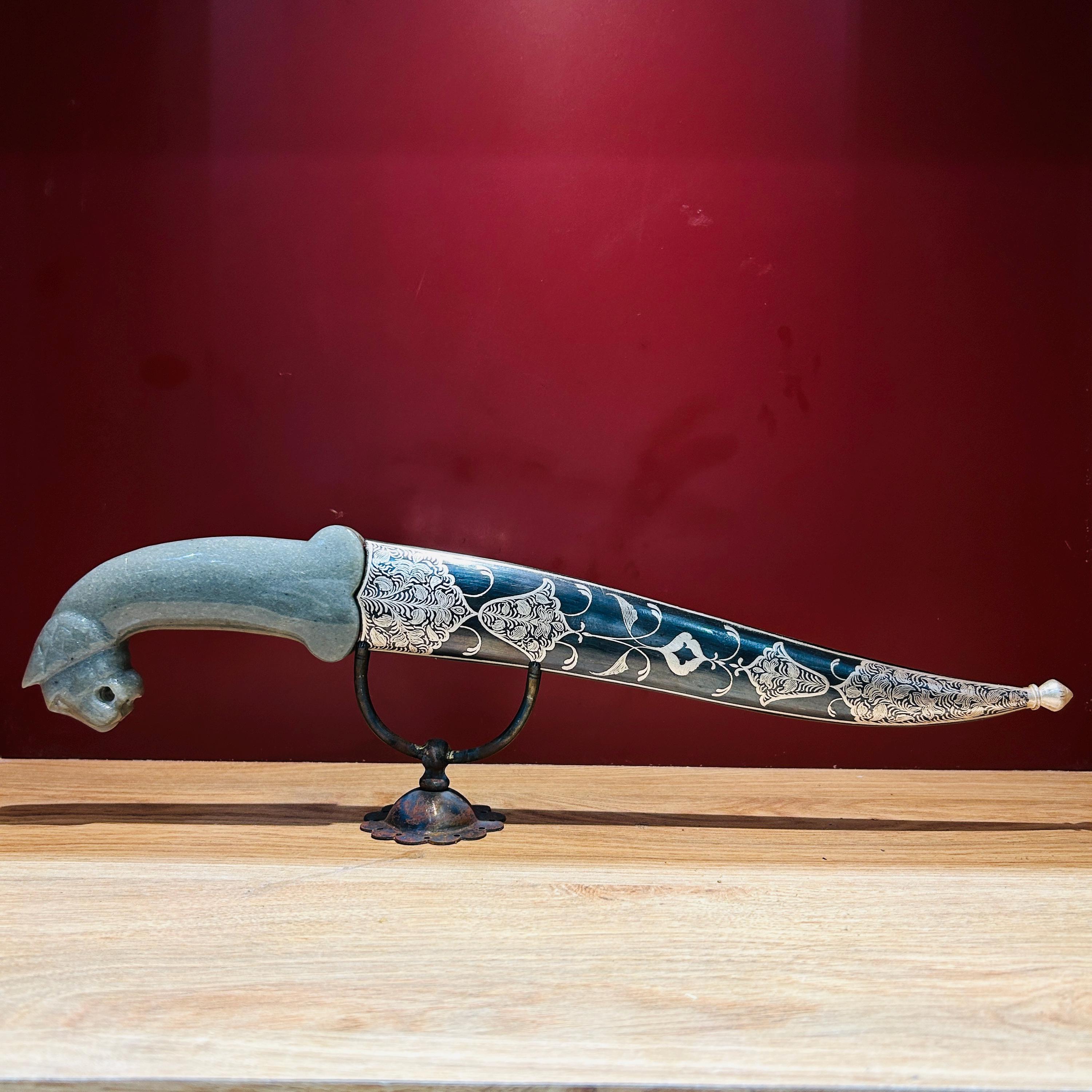 アラブの短剣　ハンジャル　オマーンの伝統工芸品　アンティーク ハンジャル - Wikipedia