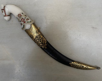 vintage traditional Mughal rajput dagger khanjar, Horse hilt jade stone studded large dagger, Gold damascened jade dagger