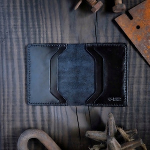 Kleine Leder-Geldbörse, bifold Brieftasche, schlanke Brieftasche, 5 Tasche Brieftasche, minimalistische Brieftasche, Männer Leder Brieftasche, schwarze Brieftasche, Leder-Kartenhalter.