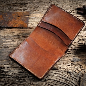 Carteira de presente para o Dia dos Namorados, carteira de couro marrom, carteira masculina marrom, carteira masculina bifold, carteira masculina bifold, carteira masculina de couro. 3