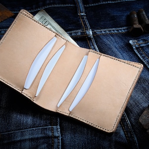 Cartera de cuero para hombre, billetera de tarjeta, billetera en efectivo, billetera para hombres, billetera de cuero oscuro, soporte de tarjeta de crédito delgado de la cartera de los hombres.