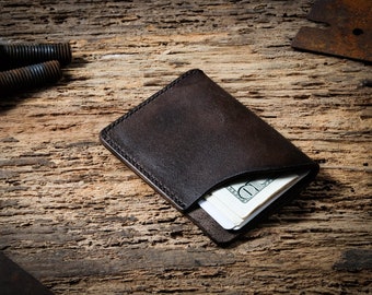 Valentine&#39;s day wallet gift, card holder for men that can be engraved, personalized leather wallet for mens, custom leather card holder.