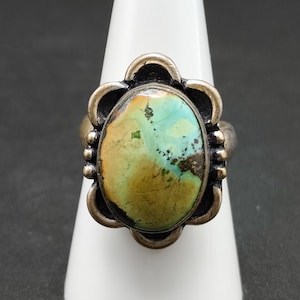 Sehr alter Osmanisches Reich Stil Türkis Stein Floral Oval Silber Mix Ring DP1243c