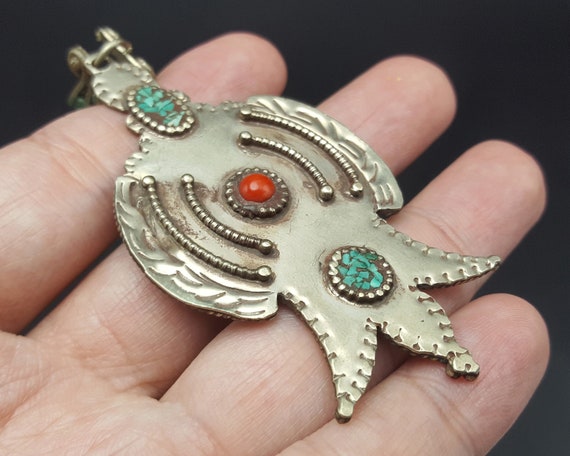 Wonderful Ancient Turkoman Silver Badge Red Coral… - image 4