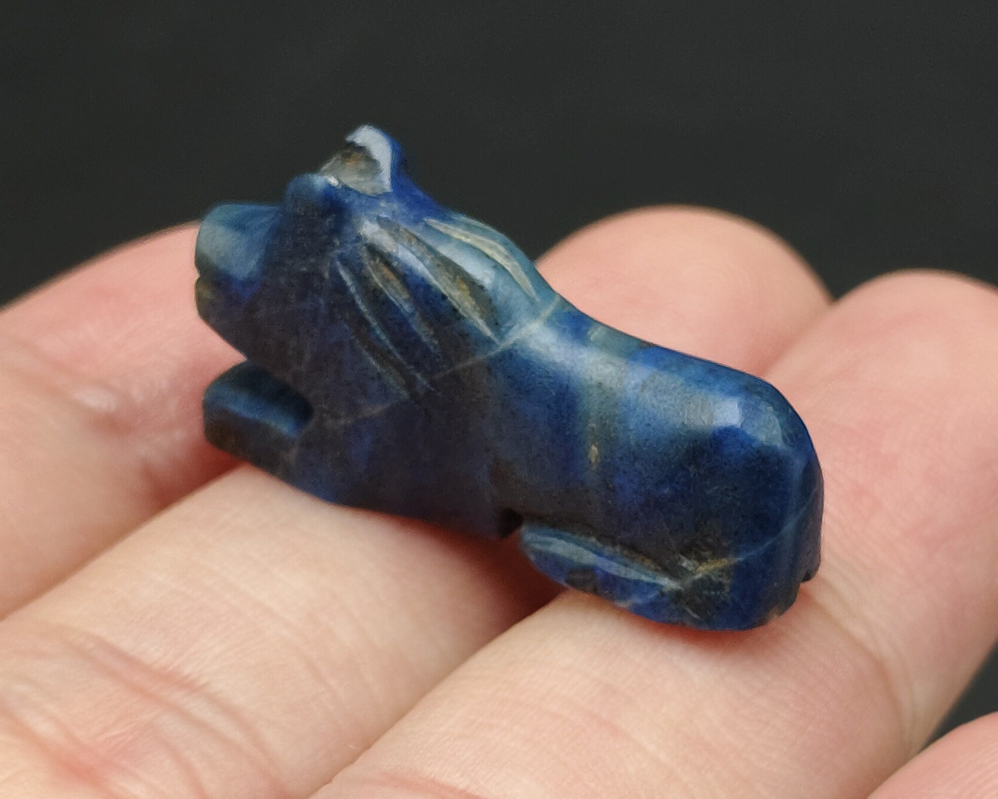 希少な天然ラピスラズリ彫刻のライオン像 癒しの装飾彫像 #CP481 