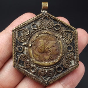 Wonderful Ancient Roman Emperor Coin With Silver Mix Filigree Lovely Pendant Collection CP308c