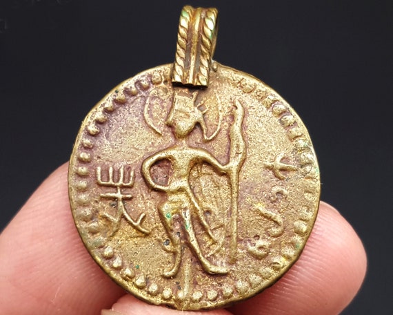 Ancient Bronze Kushan Coin Empire Kanishke Patina… - image 2