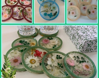 Lot de 8 sous-verres en résine et fleurs séchées