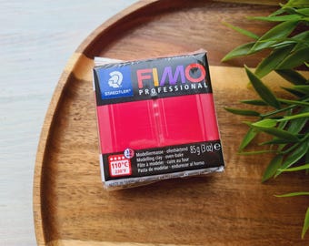 FIMO Professional, carmine, Nr. 29, 85g (3oz), Oven-Bake Modeling Clay, Artists, Firm Texture, Sculpting, Jewelry, STAEDTLER Clay