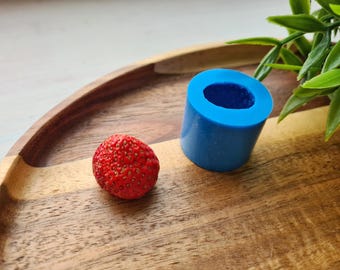 Silicone mold of Strawberry, style 3, L, ~ Ø 2.3 cm, H:2.1 cm, Berry, Polymer Clay, Epoxy Resin, Kawaii Fruit, Fake Food, Miniature Decor