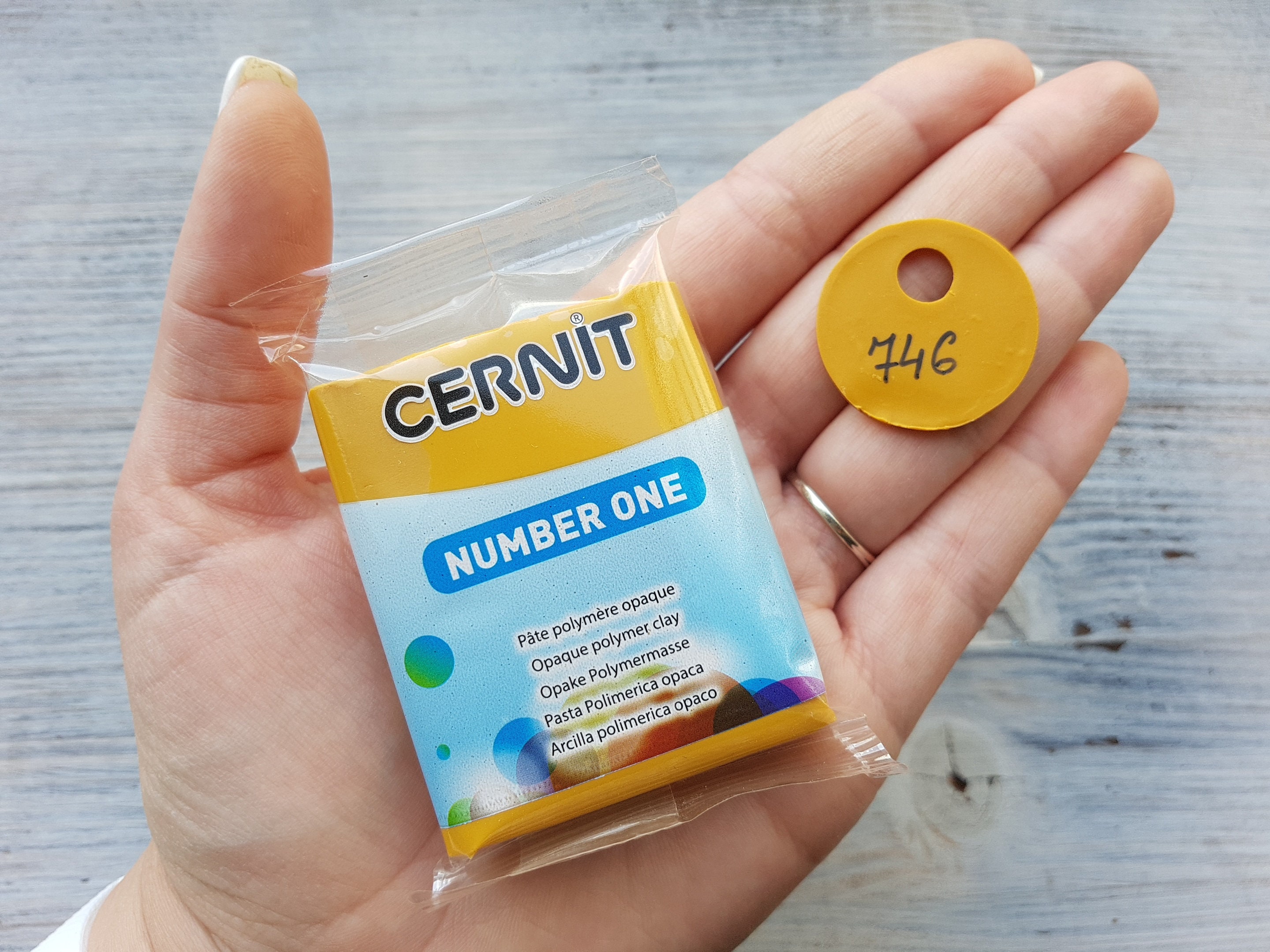 Does anyone know anything about Cernit Gel?? Does it work like liquid  polymer clay? : r/polymerclay