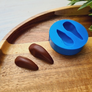 Silicone mold of Bird beak, style 1, 2 elements, ~ 1-3.1 cm, H:0.7-1 cm, Modeling tool for accessories, jewelry, Shape for  polymer clay