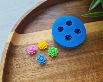 Silicone mold of Flower, style 2, 4 elements, small, ~ Ø 0.8 cm, H:0.5 cm,Modeling tool for accessories,jewelry,decor,Shape for polymer clay