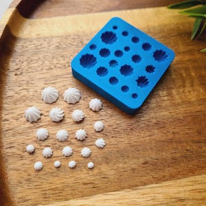 Silicone mold of Mini meringue, style 8, 20 elements, ~ Ø 0.3-0.8 cm, H:0.2-0.5 cm, Modeling tool for accessories, Shape for polymer clay
