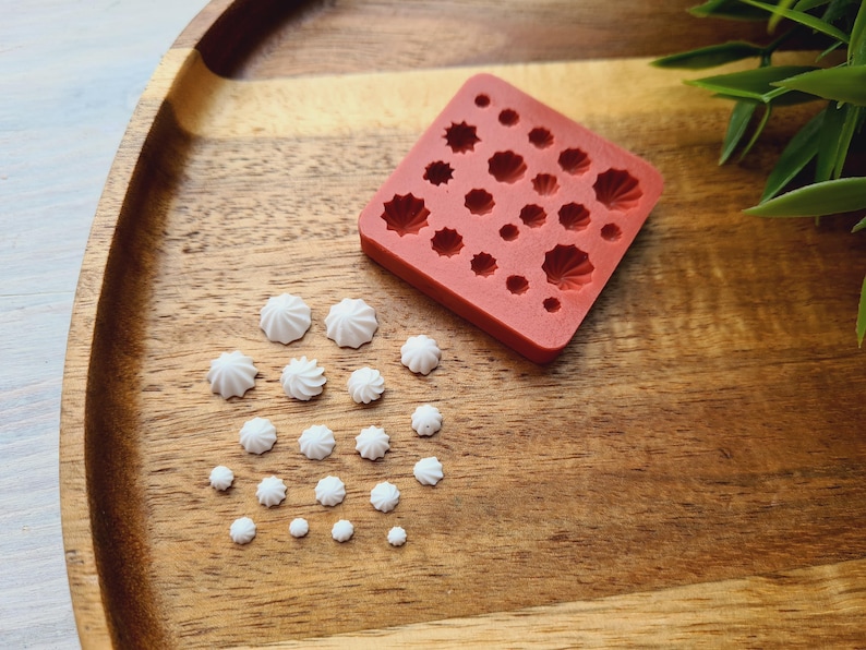 1:12-1;6 Silicone mold of Mini meringue, style 8, 20 elements, ~ Ø 0.3-0.8 cm, H;0.2-0.5 cm, Cream Swirl, Clay, Resin,Soap,Candle,Cake Decor Red silicone 32 shA