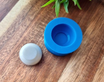 Moule en silicone représentant une tasse, ~ Ø 2,5 cm, H 1,5 cm, Modeleur pour accessoires, bijoux et décoration d'intérieur, Forme pour tous les types de pâte polymère