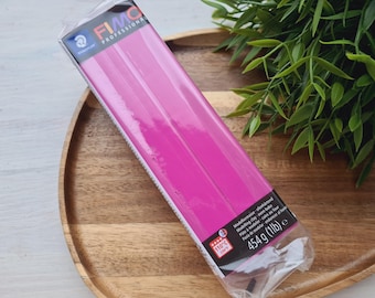 FIMO Professional, true magenta, Nr. 210, 454g (1lb),Big Pack, Oven-Bake Modeling Clay, Artists, Firm Texture, Sculpting, Jewelry, STAEDTLER