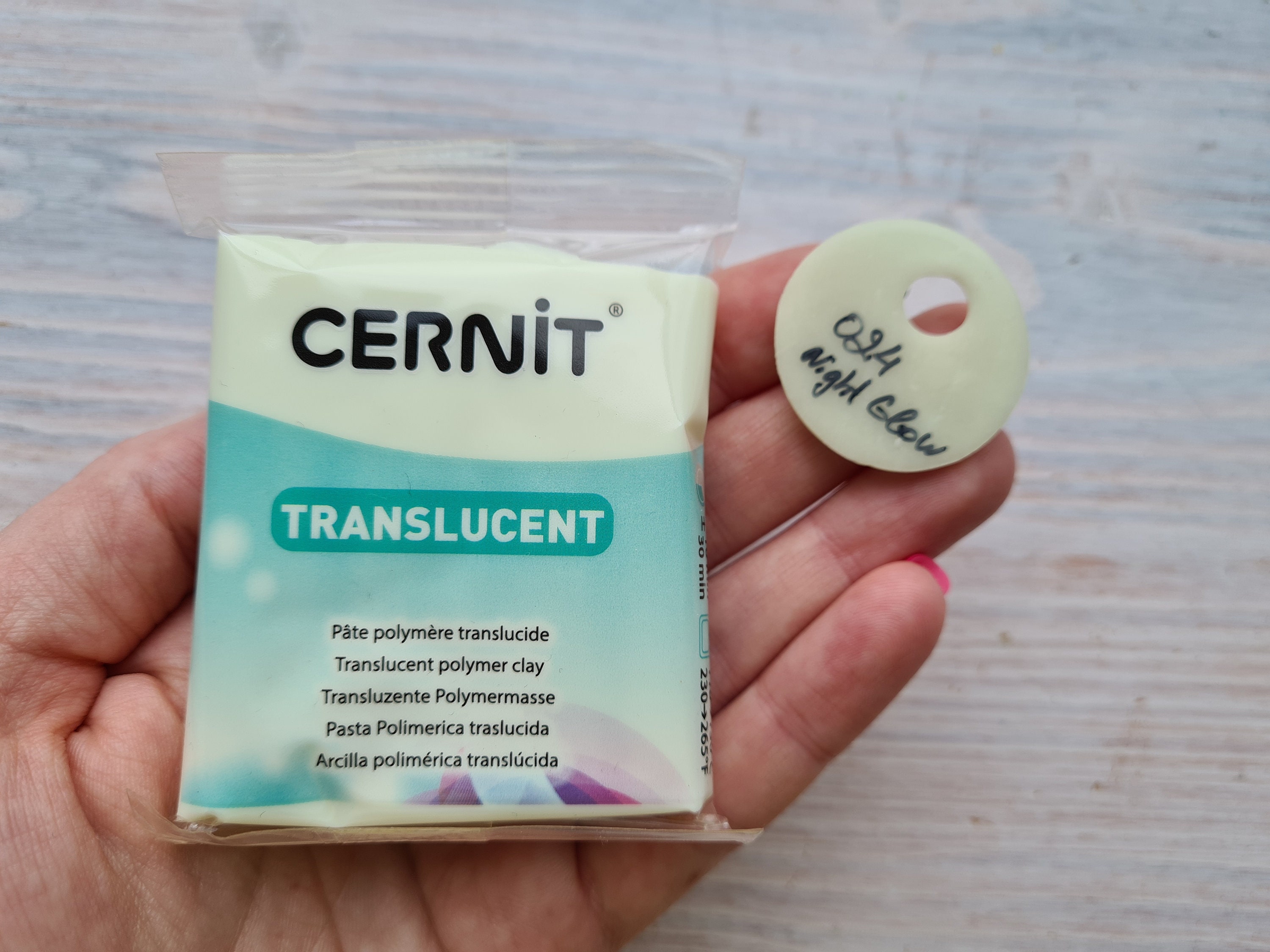 CERNIT Translucent Serie Polymer Clay, Night Glow, Nr. 024. Polymer Clay,  56g 2oz, Oven-hardening Polymer Modeling Clay 