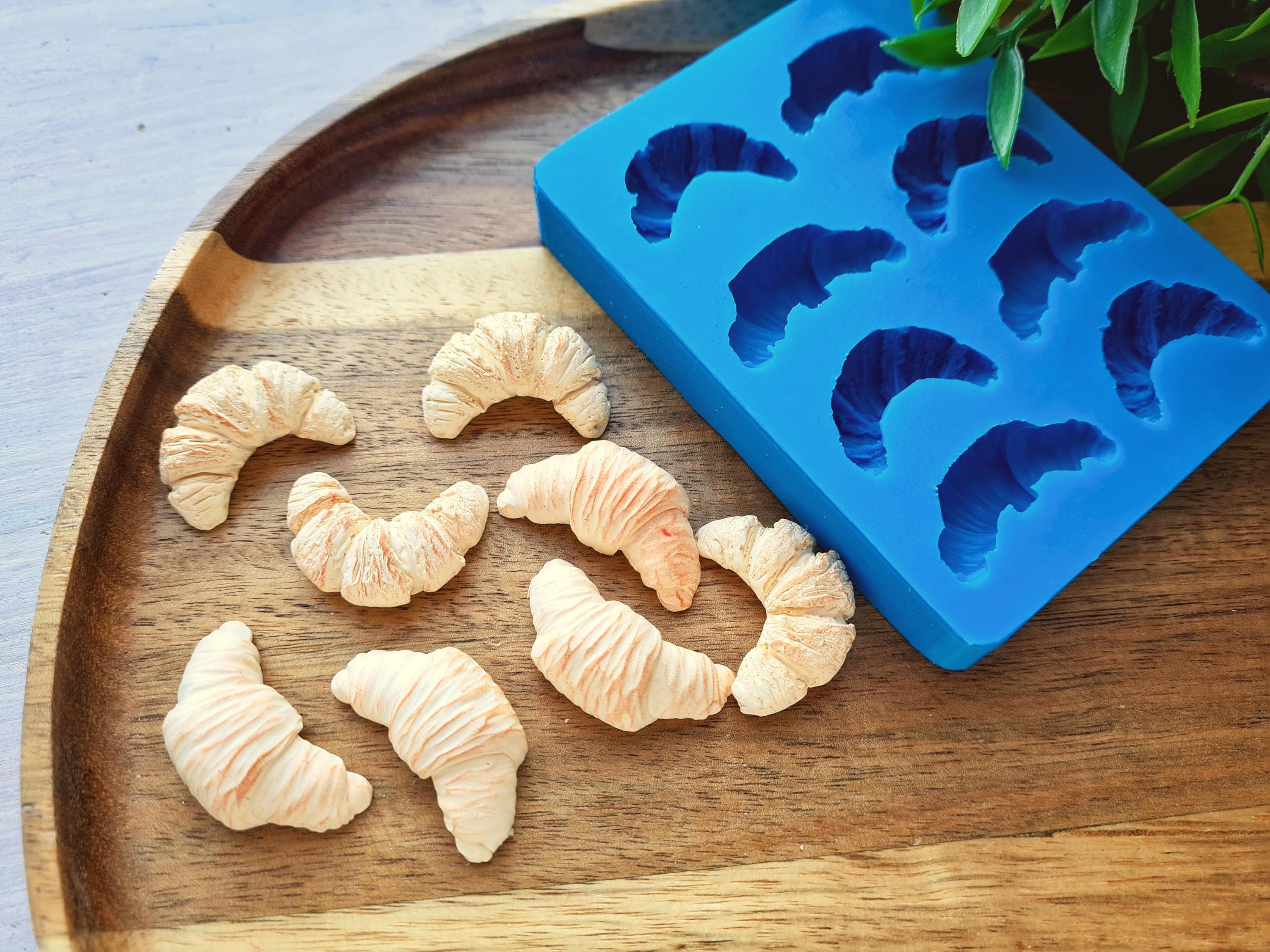 Silicone mold of Croissants, style 5, 8 elements, ~ 1.5-3.2cm, H