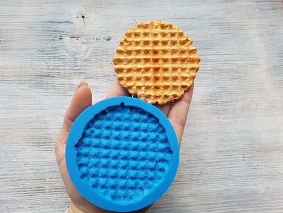 Silicone Mold of Waffle, Style 2, Round, Large, Ø 7 Cm, Modeling Tool for  Accessories, Jewelry, Home Decor, Shape for Polymer Clay 