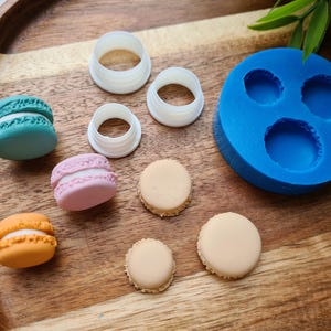 Silicone mold of Macaron, style 1, 3 elements, ~ Ø 1.5-2 cm, H:0.5-0.7 cm + 3 cutters, Miniature Dessert, Fake Sweets, Dollhouse Food