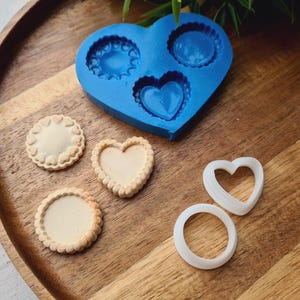 Silicone mold of Tartlet, style 2, 3 elements, ~ 2.7 cm, H:0.5 cm + 2 cutters Ø 2 cm, 1.8*2 cm, Modeling tool, decor, Shape for polymer clay