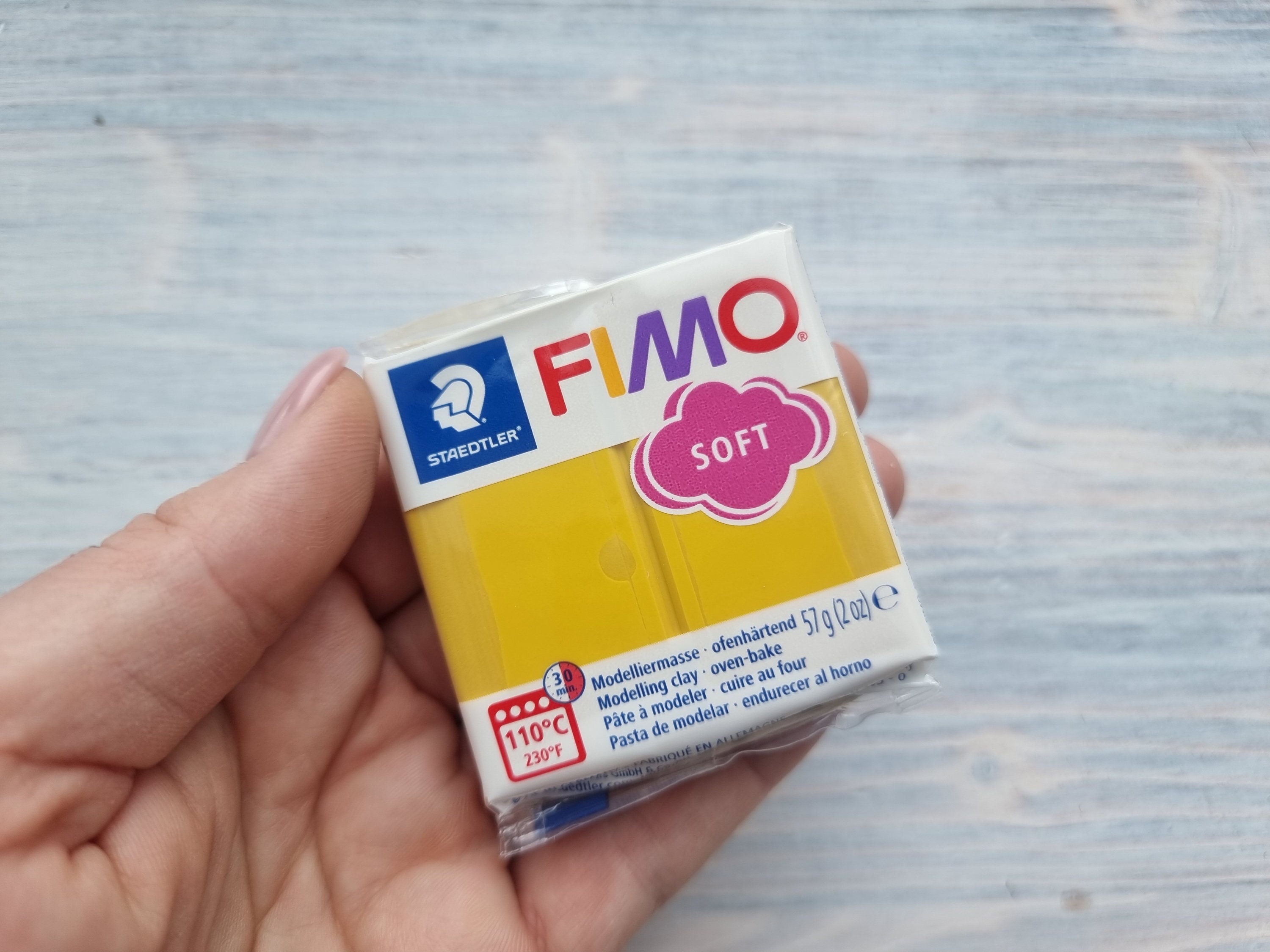 FIMO Soft Serie Polymer Clay, Purpure, Nr. 61, 57g 2oz, Oven-hardening  Polymer Modeling Clay, Basic Fimo Soft Colors by STAEDTLER -  Finland