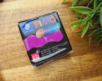 FIMO Professional, violet, Nr. 61, 57g (2oz), Oven-Bake Modeling Clay, Artists, Firm Texture, Sculpting, Jewelry, STAEDTLER Clay