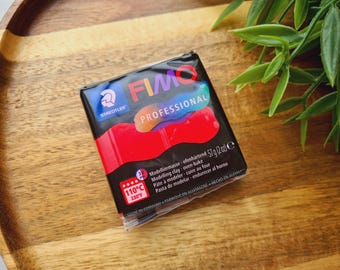FIMO Professional, true red, Nr. 200, 57g (2oz), Oven-Bake Modeling Clay, Artists, Firm Texture, Sculpting, Jewelry, STAEDTLER Clay
