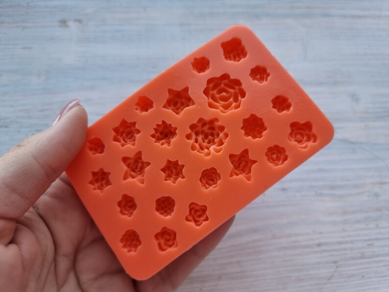 Moule en silicone pour succulentes, style 19, 24 pcs., Ø 0,9-1,8 cm, H: 0,5-0,8 cm,Outil de modélisation pour accessoires,bijoux,décor,Forme pour pâte polymère Orange silicon 10shA