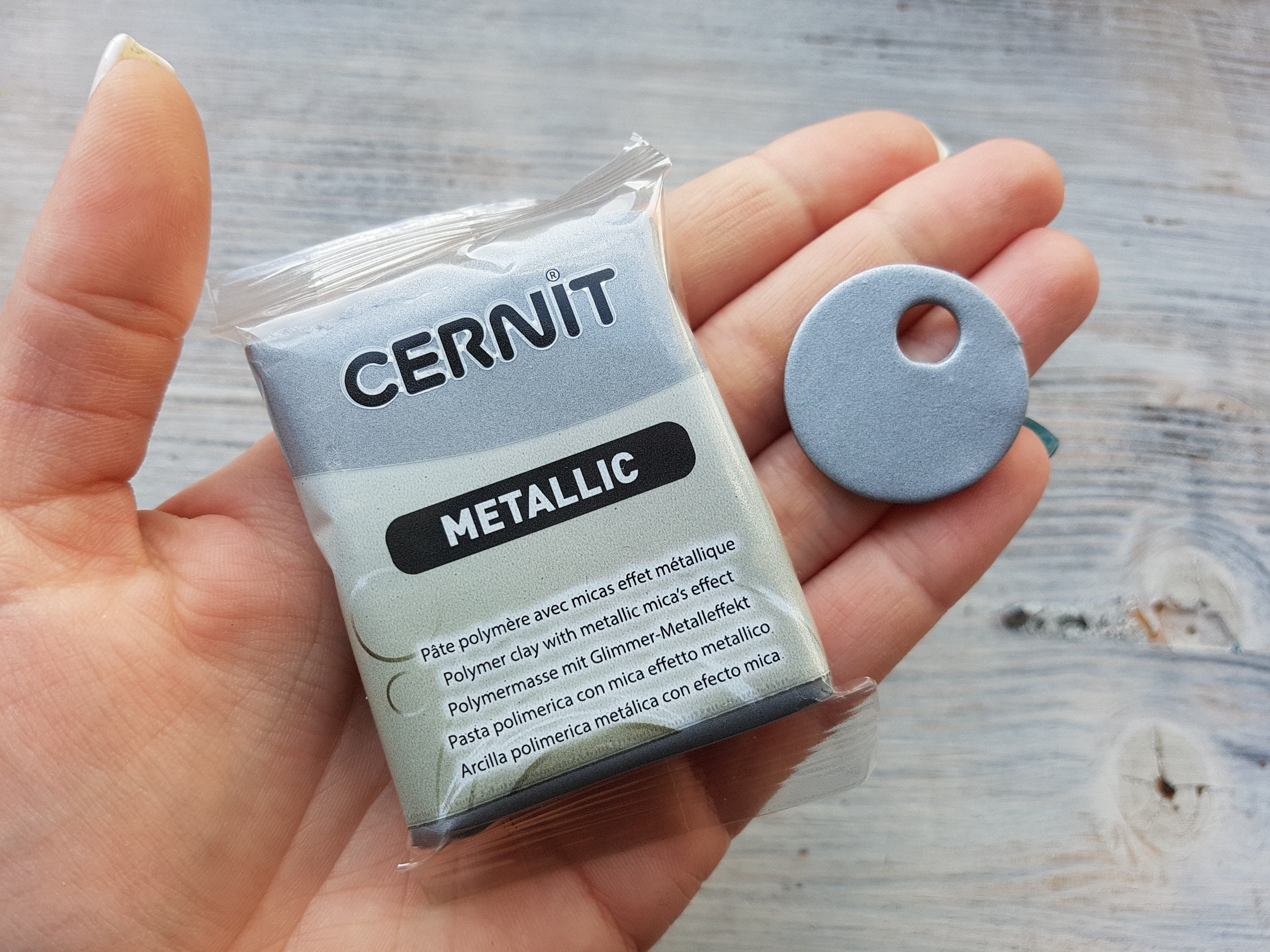 Cernit metallic, pasta polimérica para cocer 110° > 130° - ArtBendix