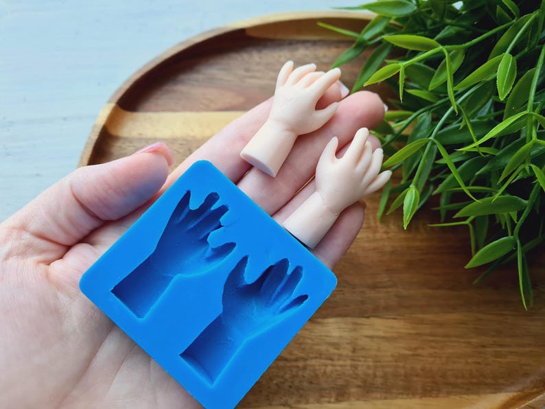 Sticky Hand Mold Silicone Mold of Hands, 2 Elements, ~ 2.3*4.3 Cm, 1.3*1.5 Cm, H:1 Cm ...
