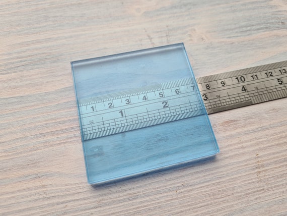 Acrylic Base for Polymer Clay, Square, medium, 7 cm, Clear Craft Work Surface for Fimo, Cernit, Sculpey,Non-Stick Rolling, Sculpting Board