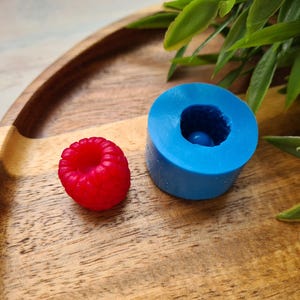 Silicone mold of Raspberry, style 9, inverted, ~ Ø 1.8 cm, H:1.6 cm, Modeling tool for accessories,jewelry,home decor,Shape for polymer clay
