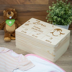 Personalized memory box with penguin motif & individual engraving – wooden box for baby gift