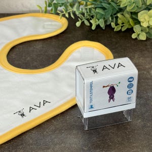 Timbro per tessuti per bambini con motivo pipistrello e personalizzazione (47 x 18 mm)