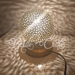 Lampada in ottone, lampada marocchina in ottone, Paralume marocchino, lampada a sospensione, Luce soffusa, Paralume lanterna, lampada da tavolo fatta a mano, paralume sferico
