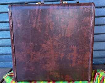 True Vintage Chocolate Brown Samsonite Square Suit Case//1950s Luxury Travel  Bag//Large Hard side Mid Century Suitcase//18 X 18 X 9//No Key