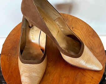 Vintage 1950-60s Pumps//Pearl + Fawn//Glamorous Faux reptile and Suede//Authentic, Rare True Vintage Heels//US 9-9.5