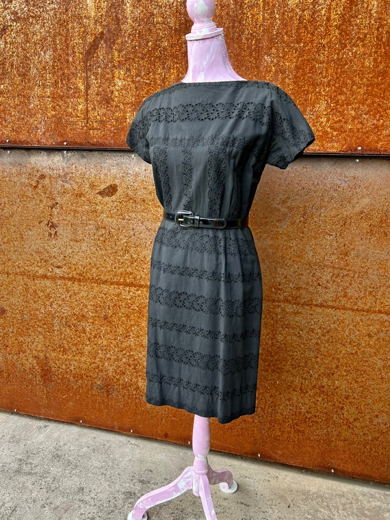 Vintage 1950s-60s Black Eyelet Wiggle dress//Madm… - image 4