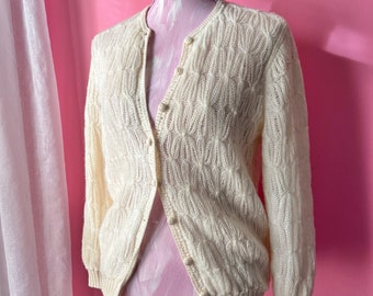 True Vintage Mid Century Women&#39;s Ivory Wool Cable Cardigan//Neiman-Marcus All-over Cable knit Sweater with Lining//Crochet Buttons//B 38 In