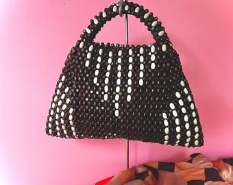 Bolso de mano vintage de los años 70 con cuentas de madera: Bolso bohemio marrón chocolate
