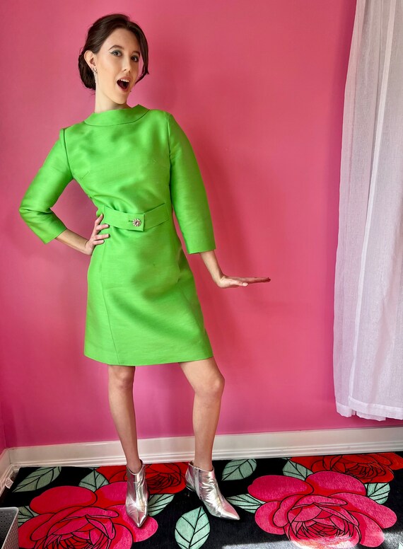 Vintage 1960s Mod Lime Green Dress//Bright Green M