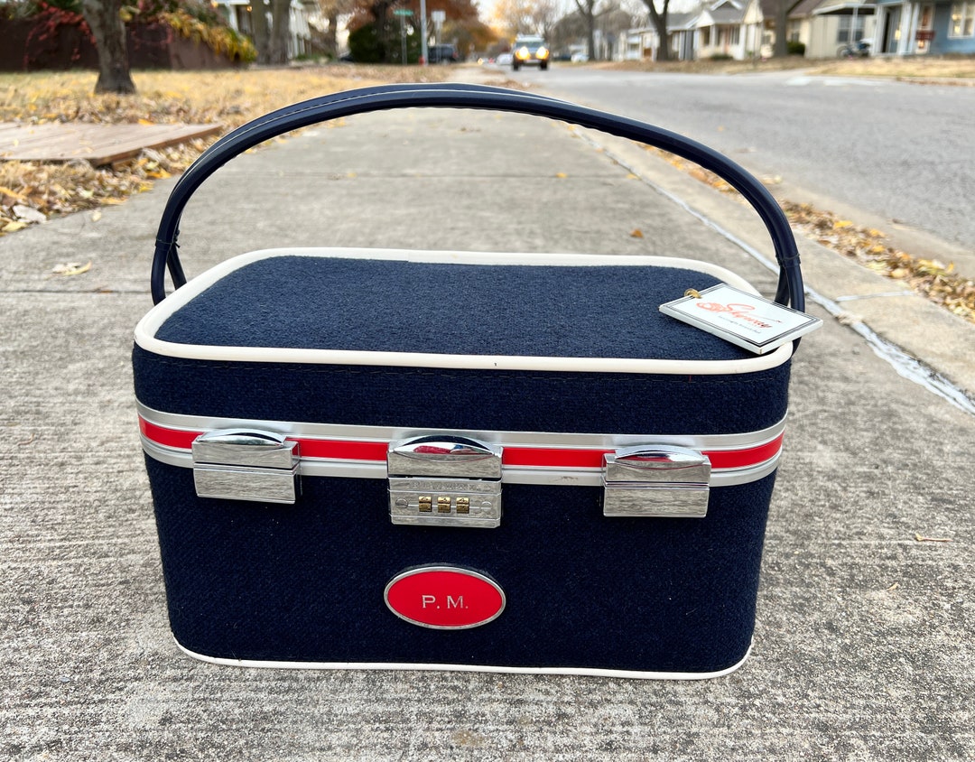 True Vintage 1970s Mod Skyway Train Case//navy Wool With Red Etsy