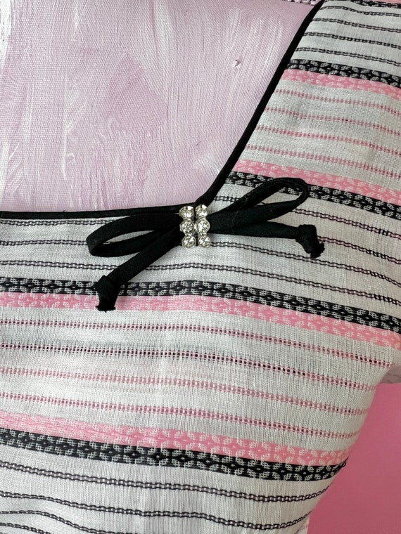 True Vintage 1950s White, Pink and Black Stripe F… - image 5