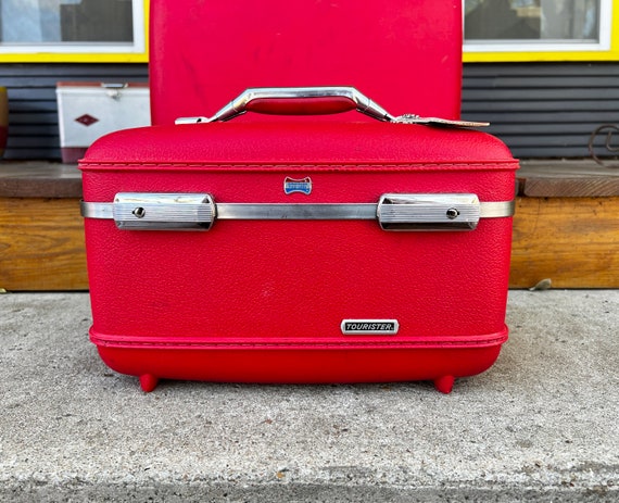 True Vintage Tomato Red American Tourister Train … - image 3